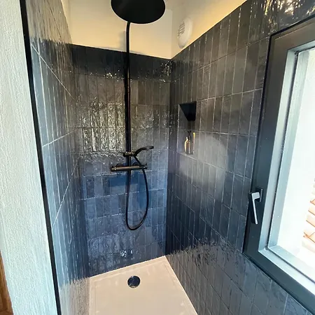 Agreable Maison A 50m De La Villa *